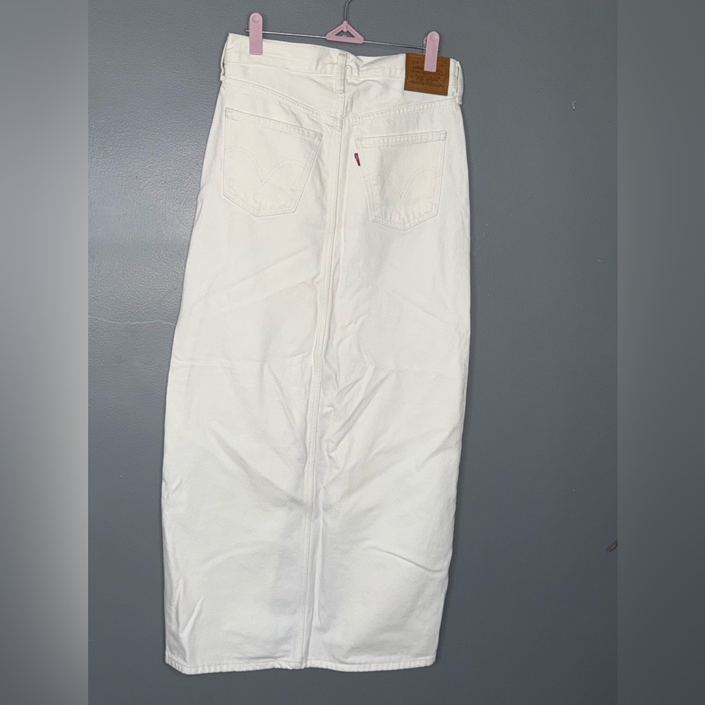 Levi’s Column Skirt in Cream Denim NWOT - Picture 4 of 5